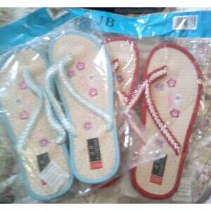 Two Pair Women's Flip Flops Sz 8 Woven Look NWT Red And Aqua